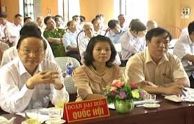 NA deputies in Bac Ninh, An Giang and Vinh Long meet with voters - ảnh 1